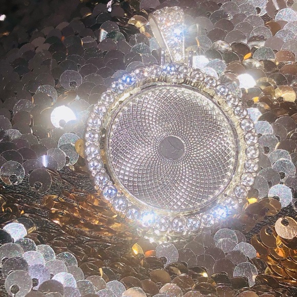 Rotating Memory pendant charm best gift for birthday Valentine’s anniversary Wow - Picture 7 of 14